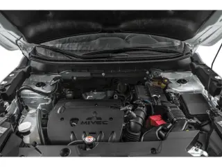 Mitsubishi Outlander Sport 2022 AWD SE 4 puertas Crossover