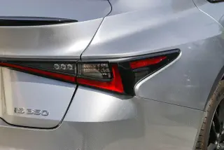 Lexus IS 350 2024 F SPORT 4p Sedana