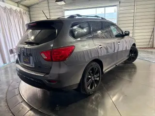 Nissan Pathfinder 2018 SL 4dr SUV