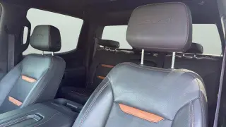 GMC Sierra 1500 2021 4x4 AT4 4dr Cabina de tripulación 5.8 ft. CB