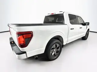 Ford F-150 2024 4x2 STX 4dr SuperCrew 5.5 ft. SB