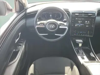 Hyundai TUCSON 2024 SEL 4dr SUV (versión de mitad de año)