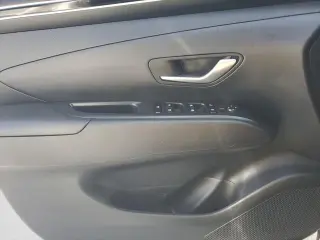 Hyundai TUCSON 2024 SEL 4dr SUV (versión de mitad de año)