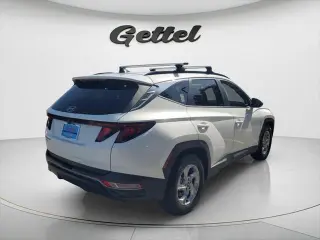 Hyundai TUCSON 2024 SEL 4dr SUV (versión de mitad de año)