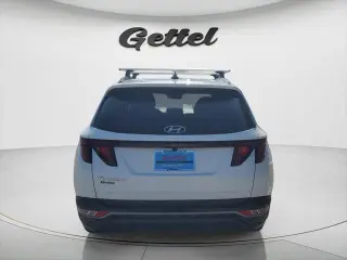Hyundai TUCSON 2024 SEL 4dr SUV (versión de mitad de año)