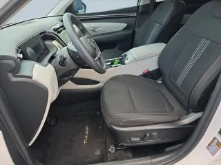 Hyundai TUCSON 2024 SEL 4dr SUV (versión de mitad de año)