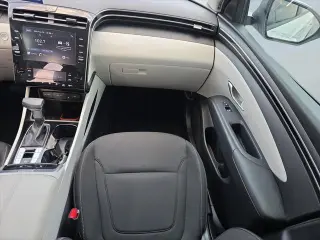 Hyundai TUCSON 2024 SEL 4dr SUV (versión de mitad de año)