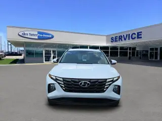 Hyundai TUCSON 2024 SEL 4dr SUV (versión de mitad de año)