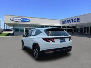 Hyundai TUCSON 2024 SEL 4dr SUV (versión de mitad de año)