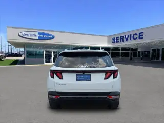 Hyundai TUCSON 2024 SEL 4dr SUV (versión de mitad de año)