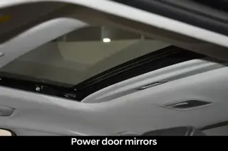 Hyundai VENUE 2025 SEL 4p Crossover
