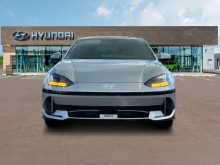 Hyundai IONIQ 6 2025 SEL 4p Sedan