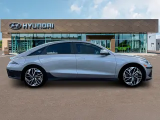 Hyundai IONIQ 6 2025 SEL 4p Sedan