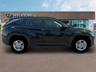 Hyundai TUCSON 2025 SE SUV 4 puertas