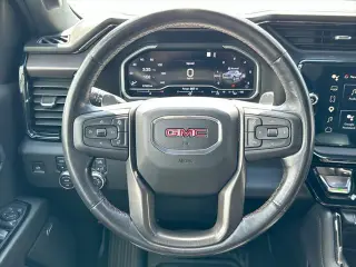 GMC Sierra 1500 2022 4x4 AT4 4dr Crew Cab 5.8 ft. SB