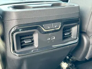 GMC Sierra 1500 2022 4x4 AT4 4dr Crew Cab 5.8 ft. SB