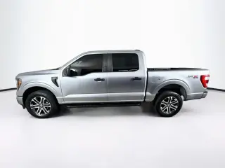 Ford F-150 2023 4x4 XL 4dr SuperCrew 5.5 ft. SB