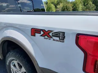 Ford F-150 2020 4x4 Lariat 4dr SuperCrew 5.5 ft. SB