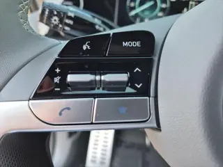 Hyundai ELANTRA Hybrid 2026 SEL Sport 4dr Sedan