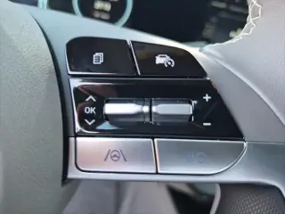 Hyundai ELANTRA Hybrid 2026 SEL Sport 4dr Sedan
