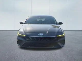 Hyundai ELANTRA Hybrid 2026 SEL Sport 4dr Sedan
