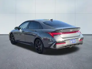 Hyundai ELANTRA Hybrid 2026 SEL Sport 4dr Sedan