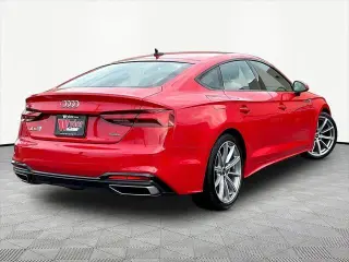 Audi A5 Sportback 2025 AWD quattro S line Premium 45 TFSI 4p Puerta trasera deportiva