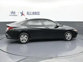 Hyundai ELANTRA 2026 SE 4dr Sedán