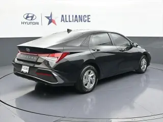Hyundai ELANTRA 2026 SE 4dr Sedán
