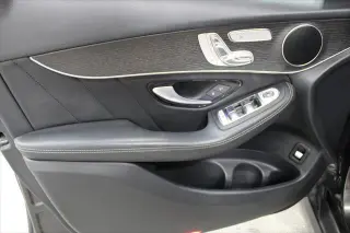 Mercedes-Benz GLC 2022 AWD GLC 300 4MATIC 4dr SUV