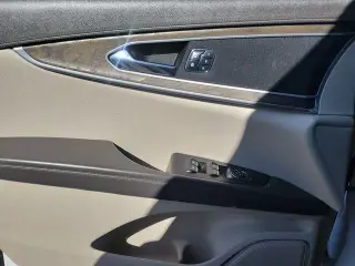 Lincoln MKX 2018, versión Select, SUV de 4 puertas
