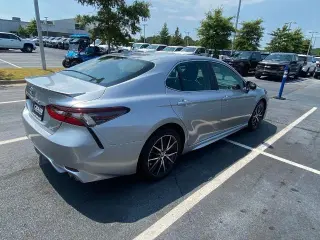 Toyota Camry 2022 SE 4p Sedán