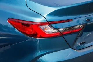 Toyota Camry 2025 LE Sedán de 4 puertas