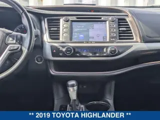Toyota Highlander 2019 XLE 4dr SUV