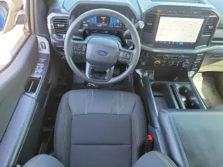 Ford F-150 2024 4x4 STX 4 puertas SuperCrew 5.5 pies SB