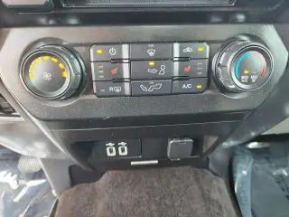 Ford F-150 2016 4x4 XLT 4dr SuperCrew 5.5 ft. SB