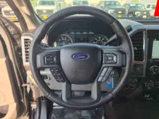 Ford F-150 2016 4x4 XLT 4dr SuperCrew 5.5 ft. SB