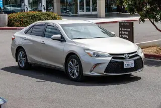 Toyota Camry 2017 SE 4p Sedan