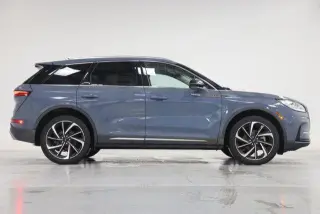 Lincoln Corsair 2023 AWD Reserve 4dr SUV