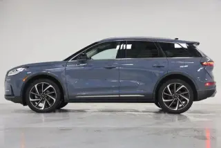 Lincoln Corsair 2023 AWD Reserve 4dr SUV
