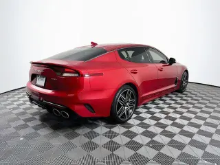 Kia Stinger 2022 GT1 4dr Sedán