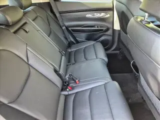 Genesis GV70 2022 AWD 2.5T Estándar 4p SUV