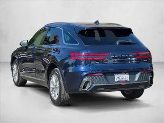 Genesis GV70 2022 AWD 2.5T Estándar 4p SUV