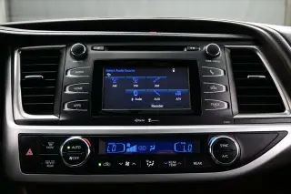 Toyota Highlander 2014 LE 4dr SUV (3.5L V6)