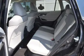 Toyota RAV4 Hybrid 2025 AWD XLE Premium 4dr SUV
