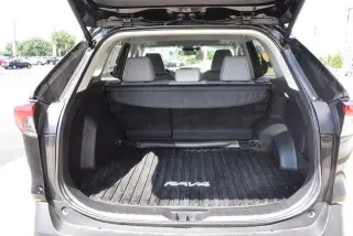 Toyota RAV4 Hybrid 2025 AWD XLE Premium 4dr SUV