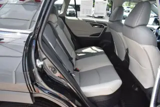 Toyota RAV4 Hybrid 2025 AWD XLE Premium 4dr SUV