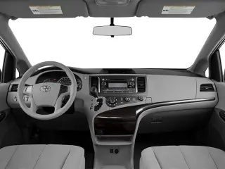 Toyota Sienna 2014 XLE 7-Pasajeros Asiento Auto Acceso 4dr Mini-Van