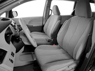 Toyota Sienna 2014 XLE 7-Pasajeros Asiento Auto Acceso 4dr Mini-Van