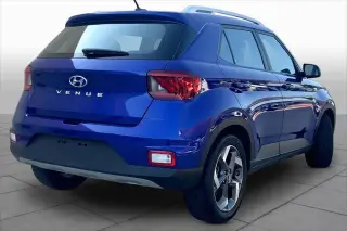 Hyundai VENUE 2025 SEL 4dr Crossover